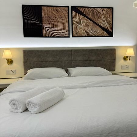 52 The Grace Hotel Muar Zewnętrze zdjęcie